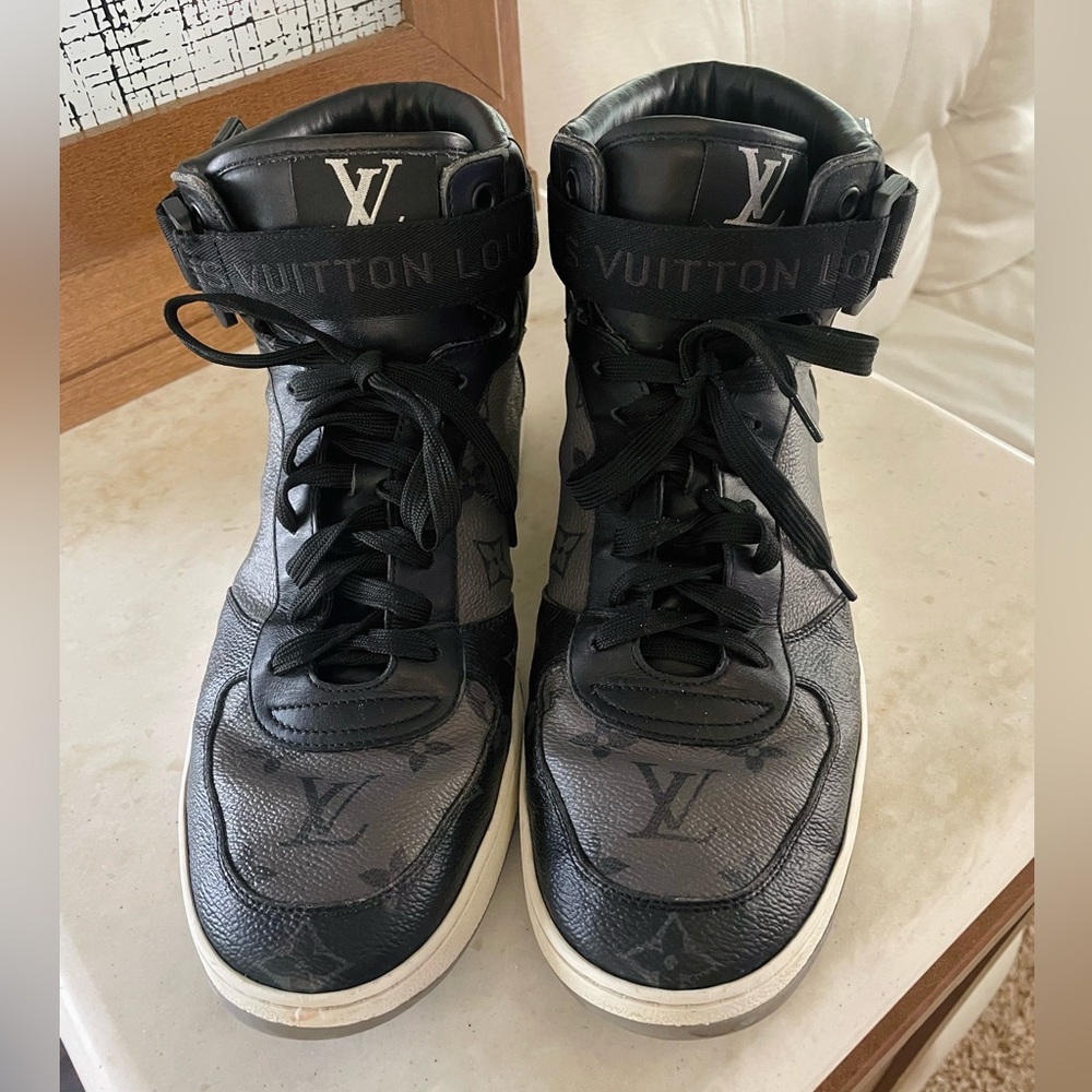 Louis vuttion rivoli high top sneakers black gray monogram canvas size 9